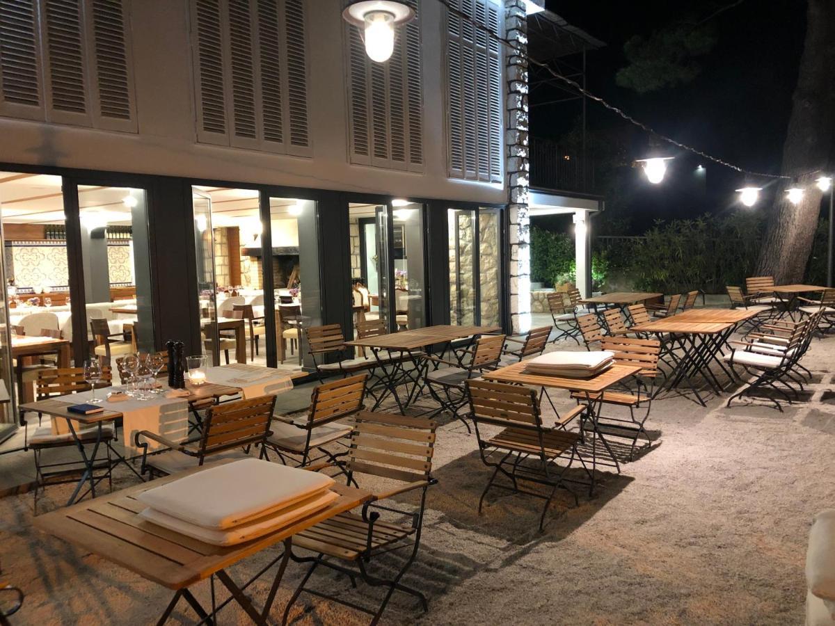La Villa - Beach House & Rooms Crikvenica Exteriör bild