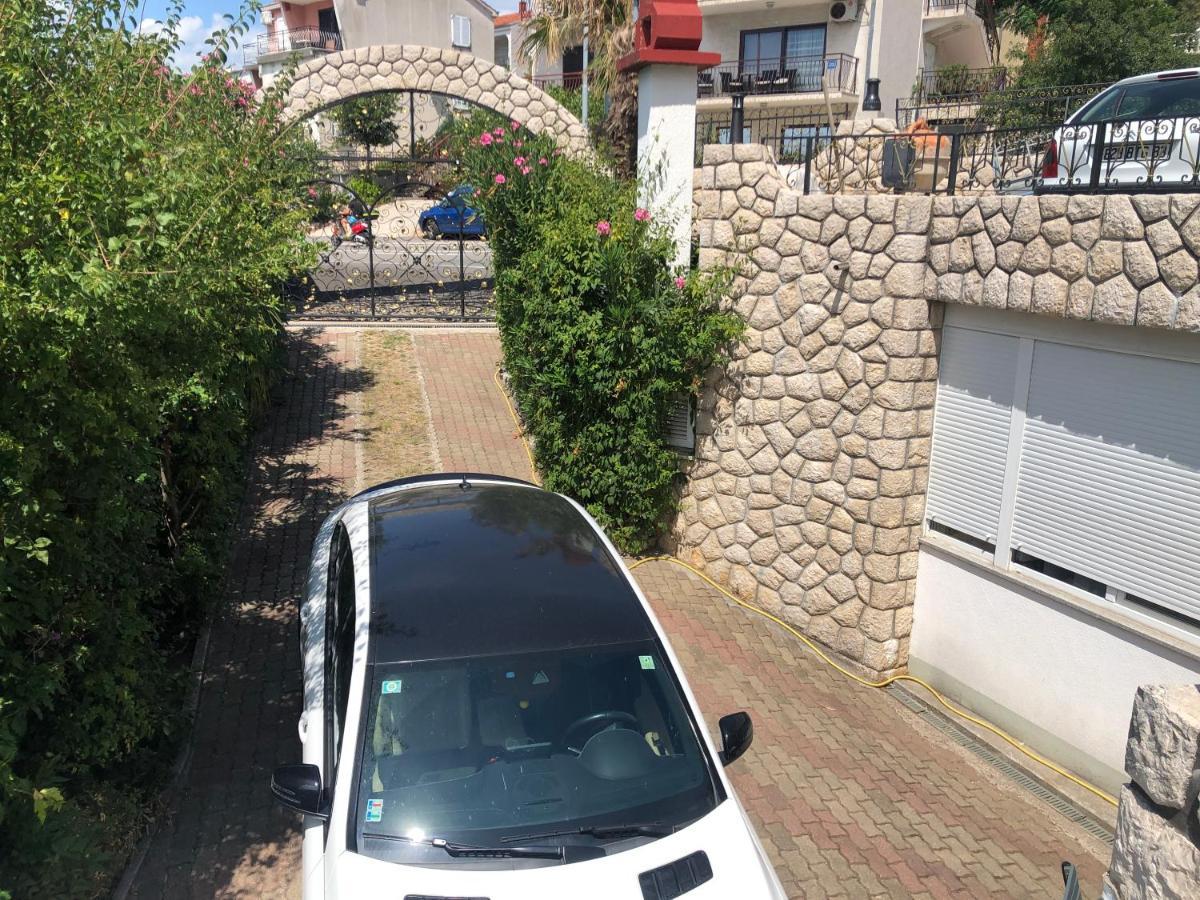 La Villa - Beach House & Rooms Crikvenica Exteriör bild